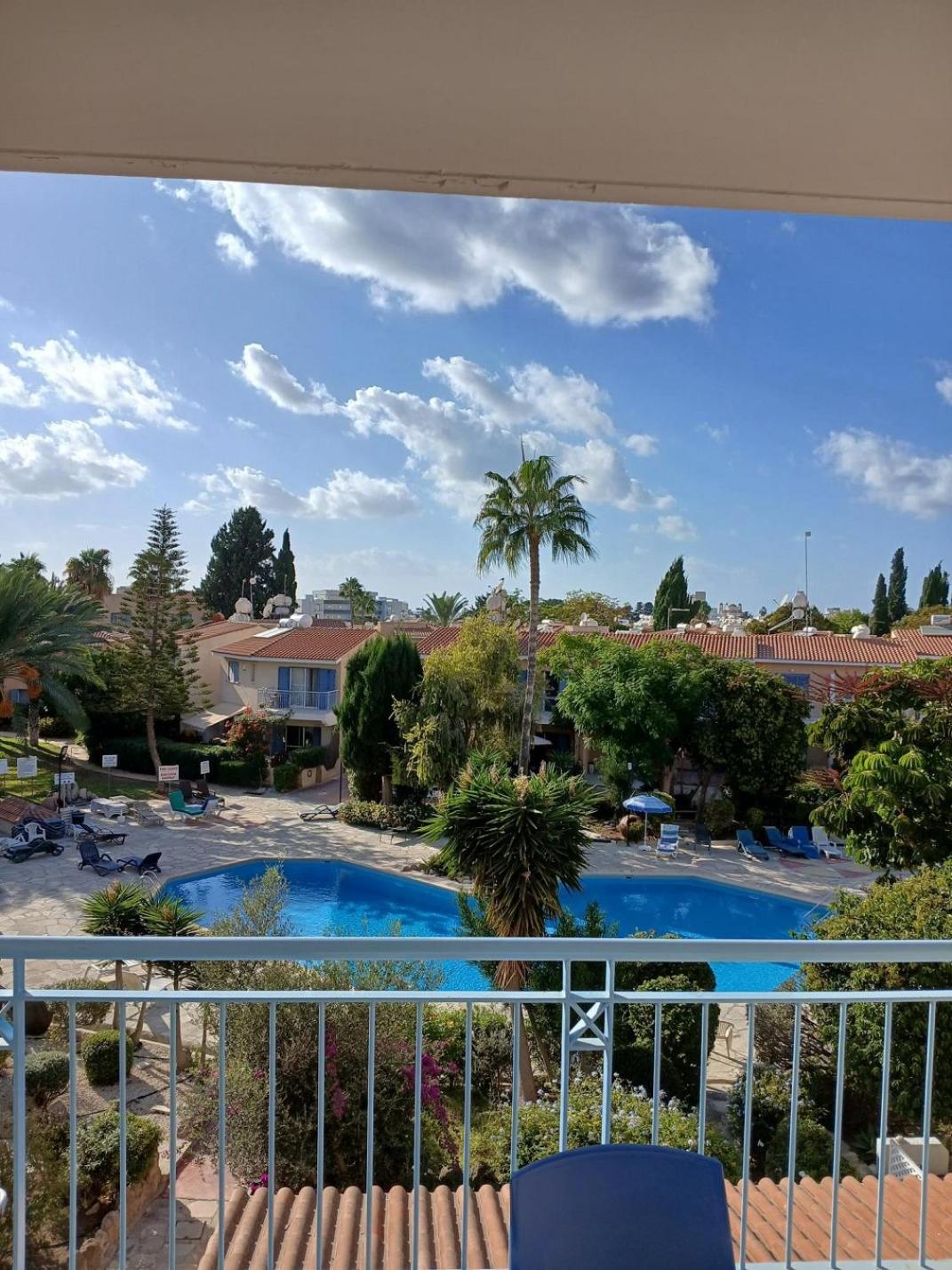 Resitour Paradise Gardens Paphos Extérieur photo
