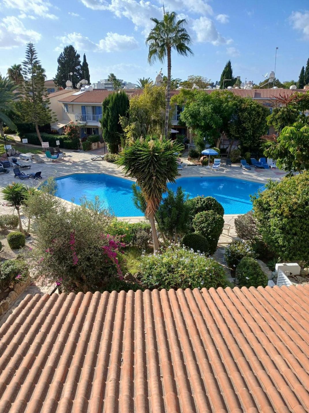 Resitour Paradise Gardens Paphos Extérieur photo